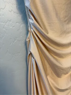 La Femme champagne sleeveless v-neck ruched dress with slit size 6 thumbnail 7