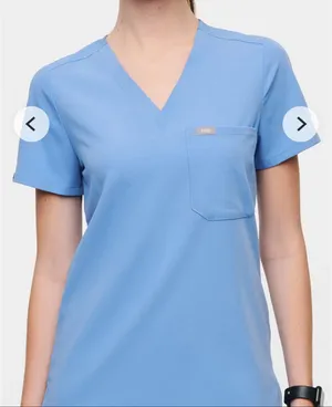 Catarina One Pocket Scrub Top thumbnail 2