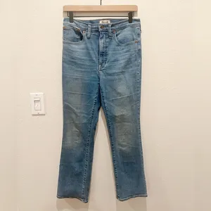 MADEWELL Cali Demi-Boot Jeans in‎ Dorrance Wash: Kick Out Crop thumbnail 4