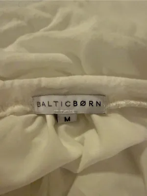 Baltic Born Ida Peplum Top Off-White M Short Sleeve Button Down Lace Details thumbnail 4