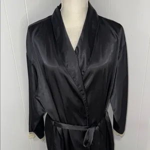 Elegant Black Satin Robe with Lace Trim thumbnail 3