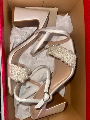 Pearl Heels thumbnail 2