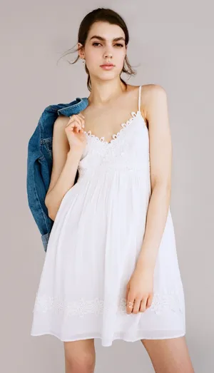 Topshop Babydoll Appliqué White Lace-Trim Slip Dress Adjustable Straps Sz SP thumbnail 1