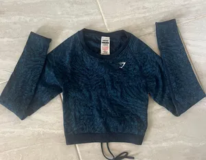Long-sleeve Crop Top thumbnail 1