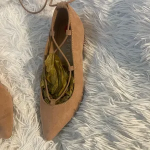 Esprit Lace-Up ballerina Pointed Toe tiny block kitten heels thumbnail 3