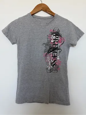 Women's Gray Graphic Tee with Pink & Black Design no size tags thumbnail 1