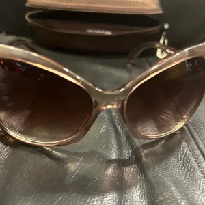 Chic Brown Sunglasses thumbnail 3