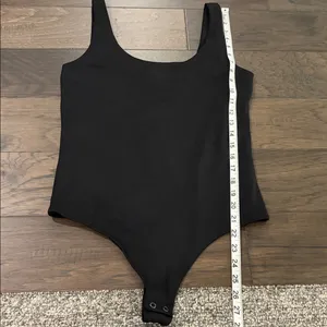 NWT Express Body contour High Compression Bodysuit Sz M thumbnail 10