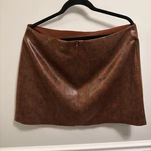 House of Harlow Faux leather Mini skirt thumbnail 2