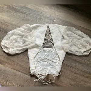 Hello Molly White Puff Sleeve Cropped Blouse 2 thumbnail 2