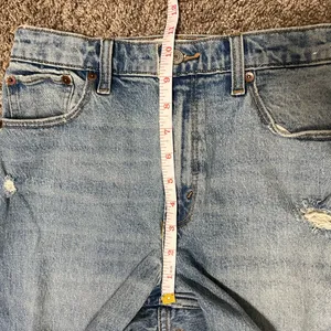 Abercrombie High Rise Mom Jeans thumbnail 5