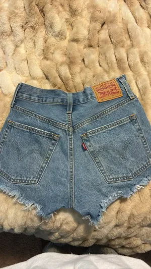 Levi’s 501 Shorts thumbnail 3