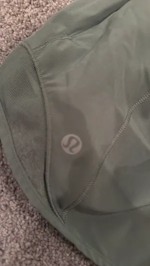 Lululemon Shorts Hotty Hot 2.5" thumbnail 2