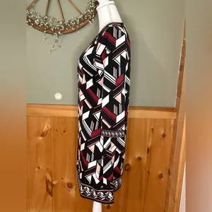 White House Black Market Long Sleeve Geometric Dress - size M thumbnail 9