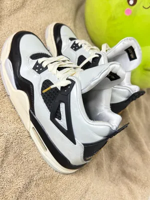 Nike Air Jordan 4 Retro Platinum Gold Mens Size 6.5 thumbnail 3