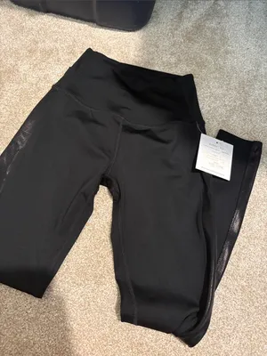 NWT Barry’s Fit Black High-Waist Active metallic Leggings thumbnail 3