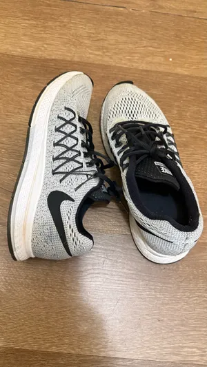 Nike Running Shoes thumbnail 5