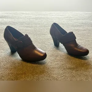 Clarks Brown Bendables Ruby Glam Ankle Booties thumbnail 6