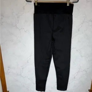 Aerie offline black 7/8 high rise leggings thumbnail 5