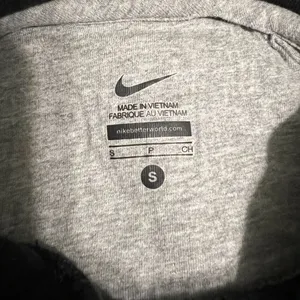 Nike University of Iowa Sweatshirt thumbnail 3