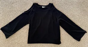 Gap Cut-Out Sweater thumbnail 2