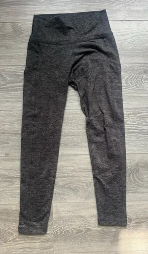 Offline by Aerie The Hugger High Rise Gray Soft Lounging Active Leggings Size M thumbnail 1