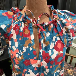 Olivia James Astrid Ruffle Sleeve Top – XS – Abstract Floral in 100% Cotton thumbnail 3