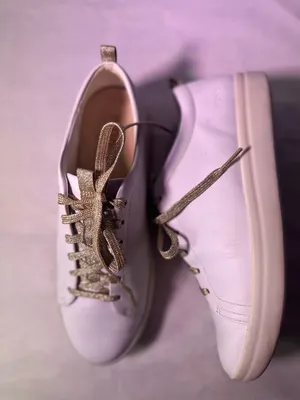 Vionic White Low-Top Sneakers with Gold Laces thumbnail 5