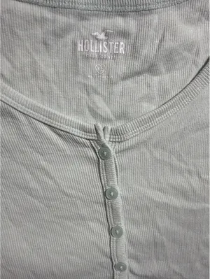 Hollister Light Green Ribbed Button-Up Crop Top XS thumbnail 4