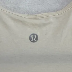 Lululemon Cut‎ Out Shoulder Crop Top Athletic Shirt Activewear Size 8 thumbnail 8