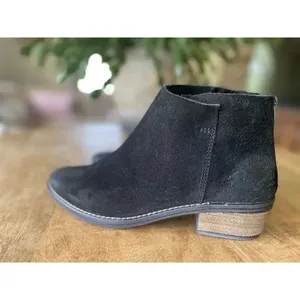 Very Volatile Black Genuine Suede Ankle Boots Women US 7.5 UK 5 EU 38 thumbnail 3