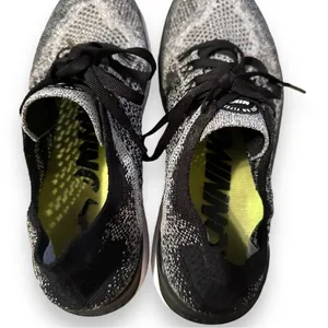 Nike Women's‎ Free RN Flyknit 2018 White Black Mesh Sneakers Sz 9 thumbnail 8