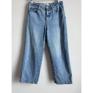 Zara Women’s Medium Wash High Rise Wide Leg‎ Baggy Jeans Blue Denim Size 8 thumbnail 4