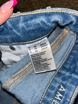 American Eagle Mom Jeans thumbnail 5