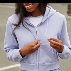 Brandy Melville Cropped Hoodie Sweatshirt💜 thumbnail 2