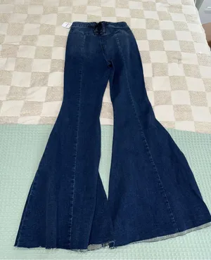 NWT We The Free CRVY Dark‎ Blue Women's Flared Jeans thumbnail 1