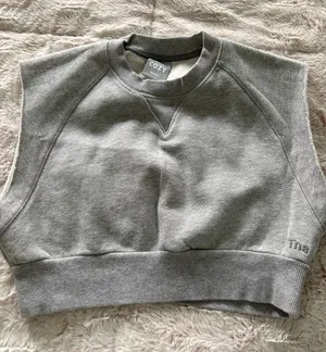 TNA Aritzia Fleece Tank Blue Cozy Perfect Cropped Muscle Sweater thumbnail 1