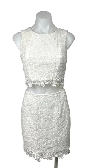 I.N. San Francisco White Lace Sleeveless Formal Crop Top Mini Skirt Set Size S thumbnail 1