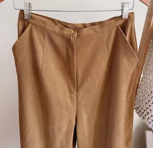 Vintage High Waisted Faux Suede Pleated Trouser Pants in Caramel - 28 thumbnail 4