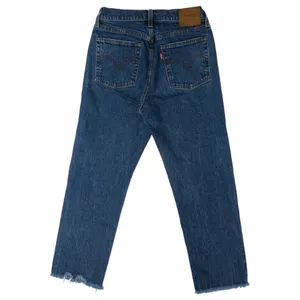Levi’s Wedgie Straight Fit Jeans thumbnail 2