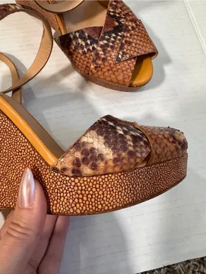 Longchamp Tan Brown Snake Print Leather Wedge Sandals Womans 6.5 Peep Toe Luxury thumbnail 11
