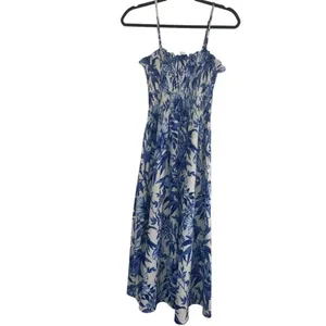 ✨H&M Smocked Sz Medium Dress✨ thumbnail 6