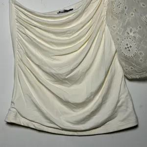 HEARTLOOM Ivory Ruched One‎ Shoulder Broderie Anglaise Sleeve Top Size S thumbnail 8
