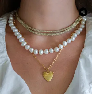 Brand New HART Gold Necklace thumbnail 1
