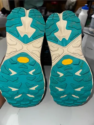 Hoka one one Women’s Anacapa 2 low gore Tex Size 5.5 B thumbnail 5