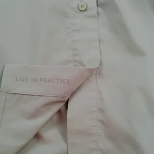 Lululemon All Days Tan Mandarin Collar Button Down Shirt Sz 8 Lagen Minimalist thumbnail 6