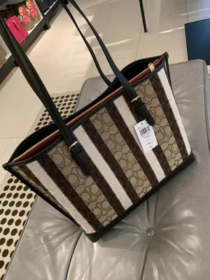 NWT Coach Mollie Tote In Signature Jacquard With Stripes C4088 thumbnail 3