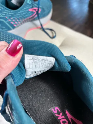 Brooks Levitate Women’s Size 8 Teal Pink Running Athletic Shoes thumbnail 12