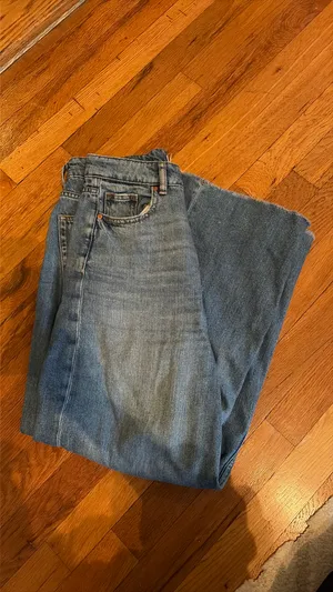ZARA Wide-Leg Jeans thumbnail 4