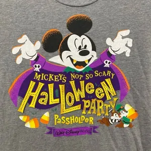 Disney parks MNSSHP passholder vampire Mickey Mouse tshirt unisex M thumbnail 2